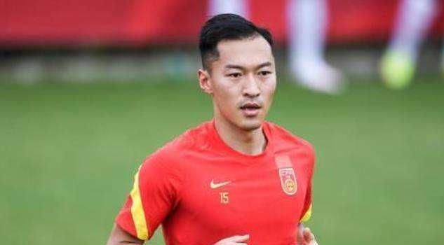 隔壁老樊极具生命力的演唱，极大程度地还原了由张震饰演的电影《雪暴》主人公王康浩内心的满腔热血与坚定信仰